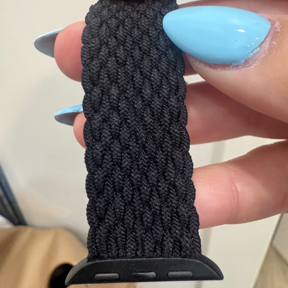 2 brand new Solace Bands for Apple Watch - Picture 3 of 3